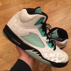 Jordan 5 Island Green *BRAND NEW UNWORN*